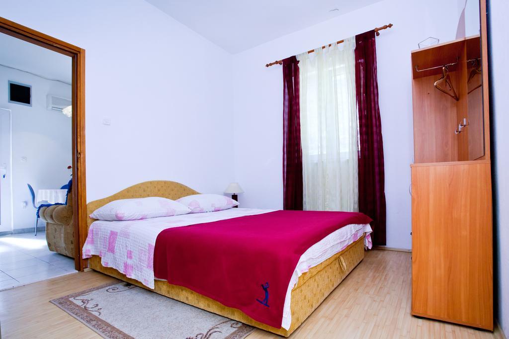 سبليت Apartments Flora المظهر الخارجي الصورة